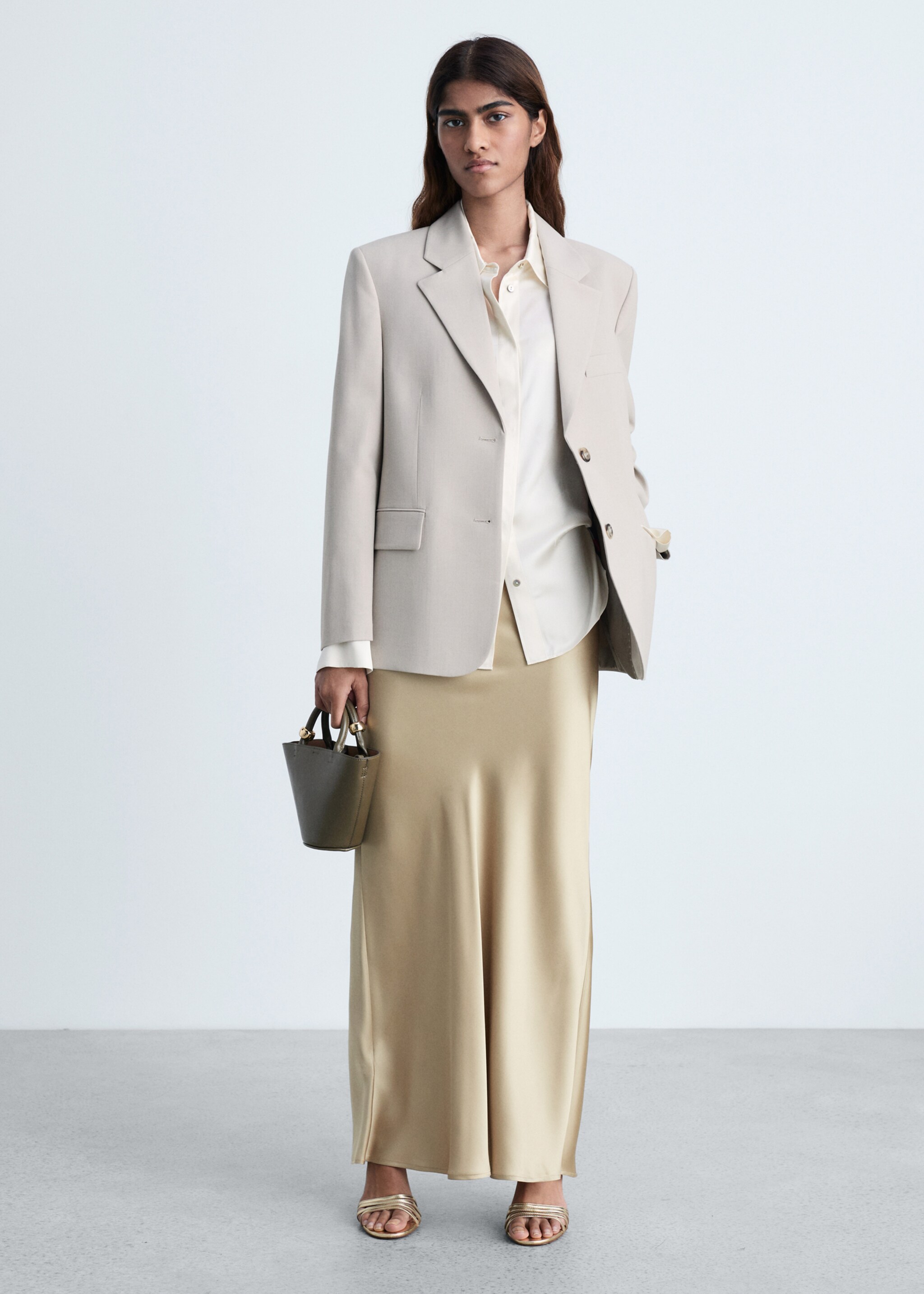 Satin long skirt - General plane, Gold. Ref: 87094062-00.