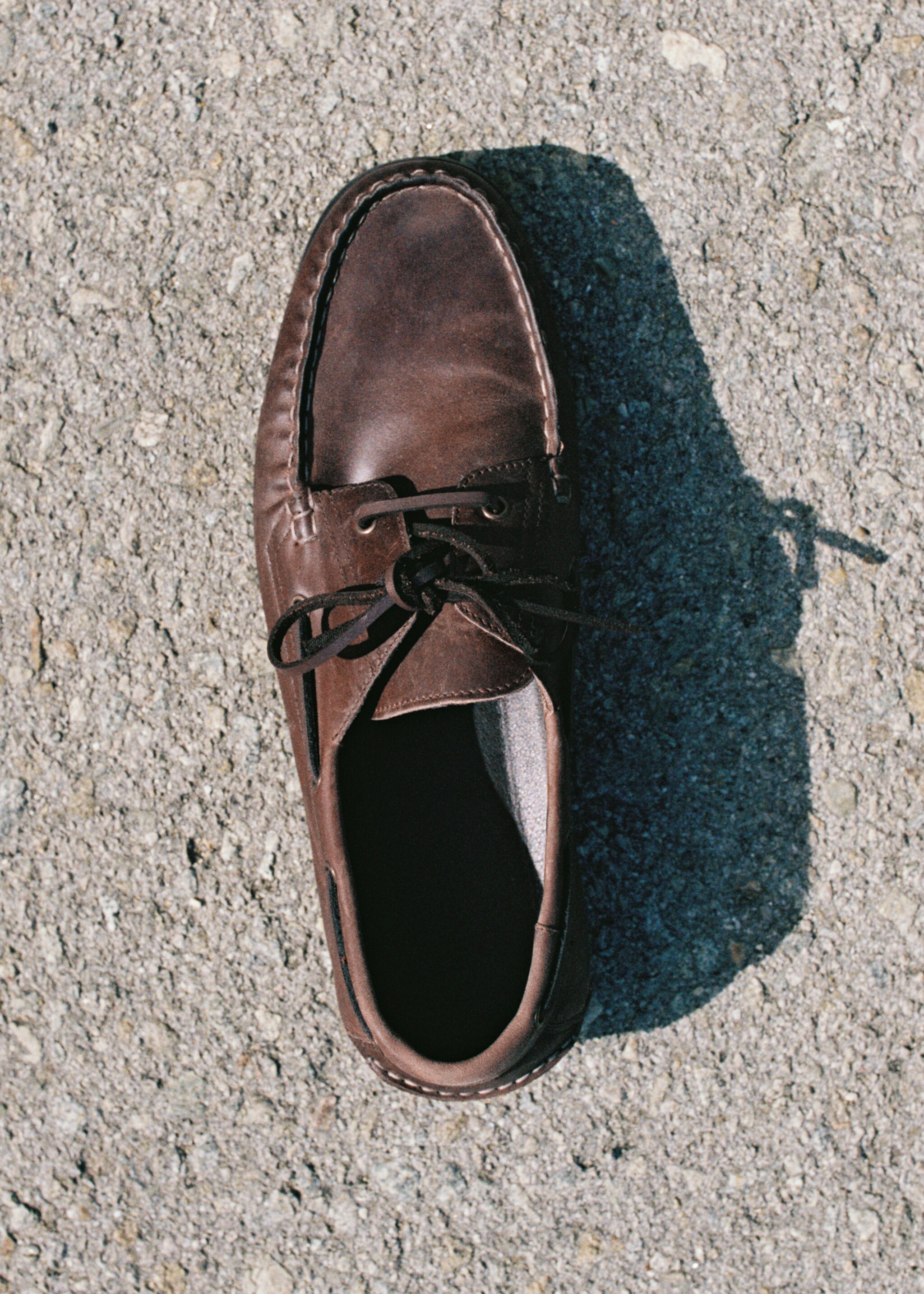 Leather nautical shoes - General plane, Brown. Ref: 87096343-00.