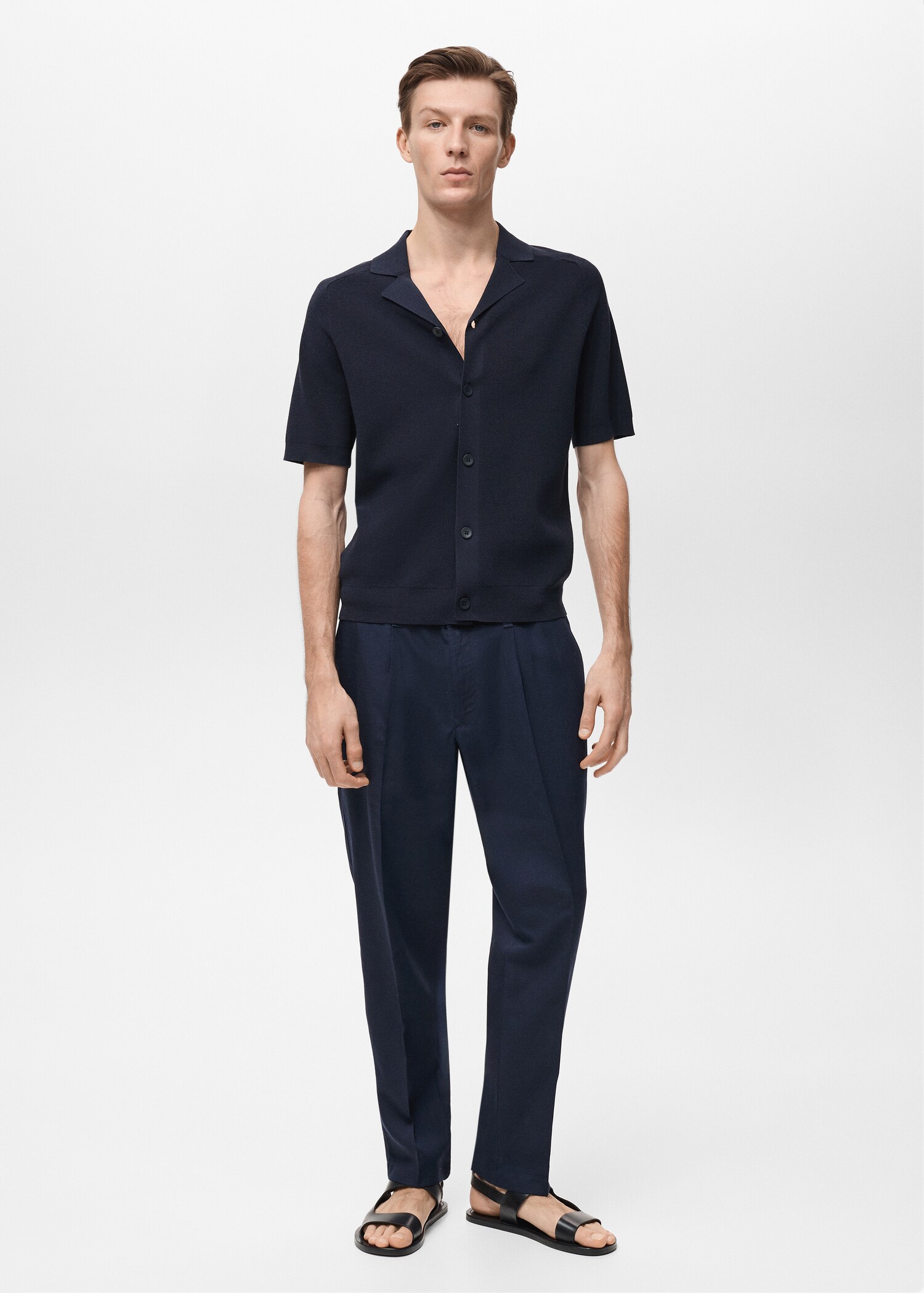 Fine knit shirt - General plane