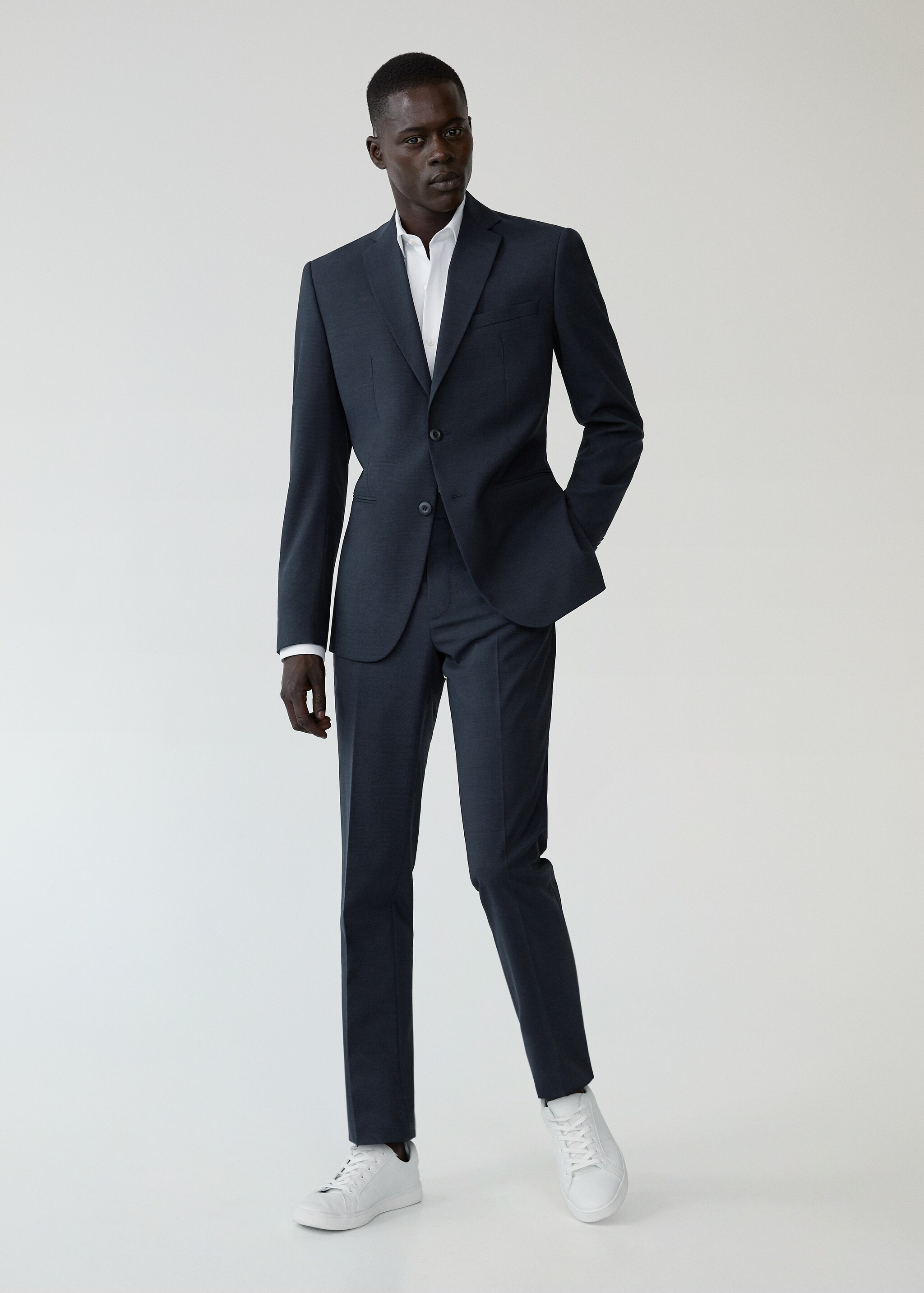 Pantalón traje slim fit lana - Plano general