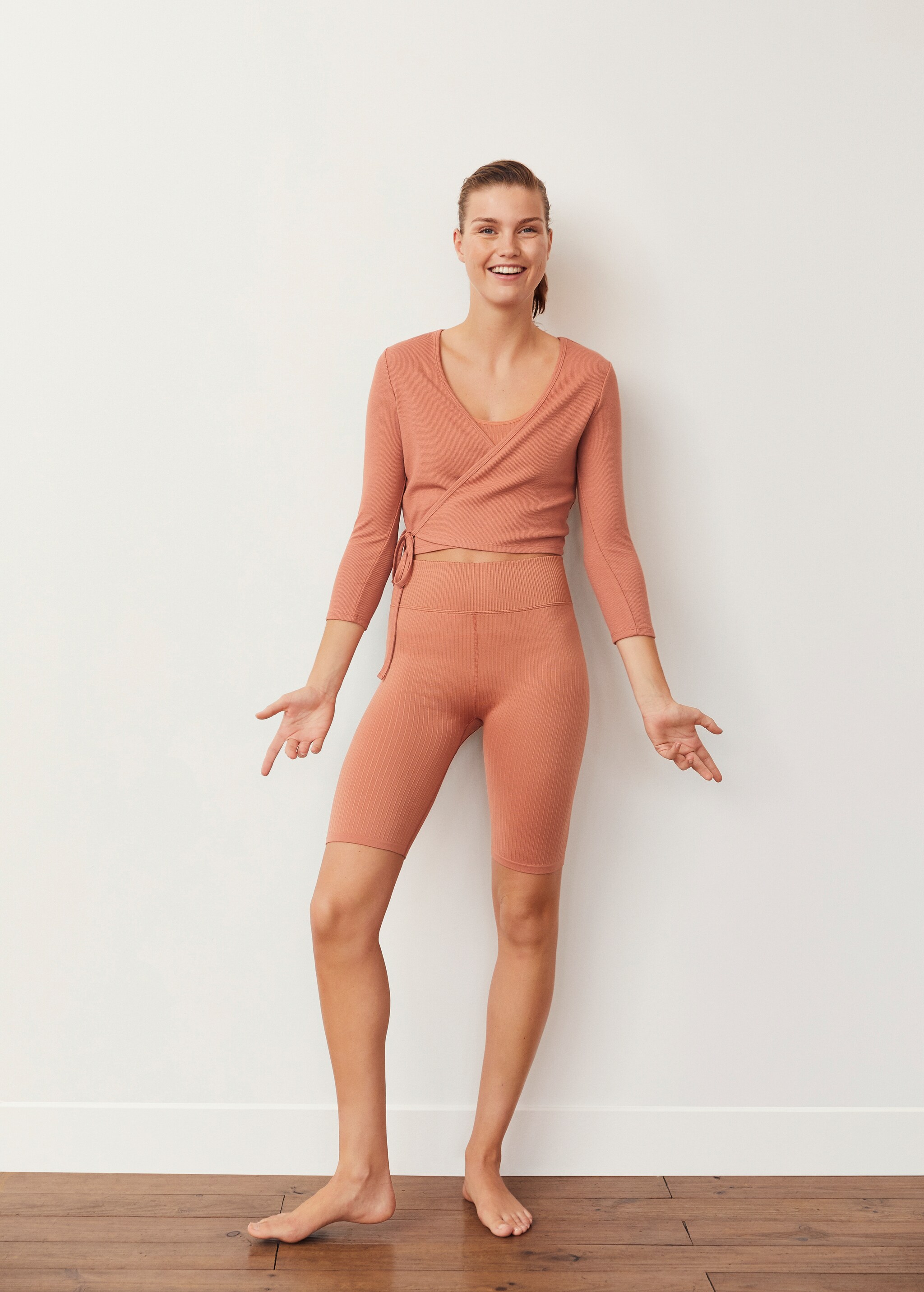 Ballet wrap t-shirt - General plane